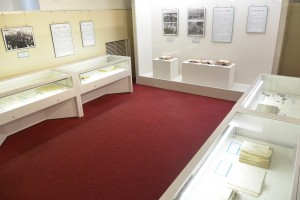 大学文書館企画展（儀式・行事の歴史） 062